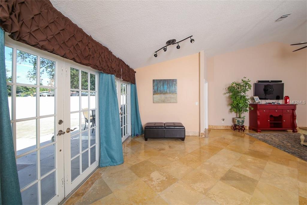 300 SHORT ROAD, VENICE, Florida 34285, 4 Bedrooms Bedrooms, 7 Rooms Rooms,2 BathroomsBathrooms,Residential,For sale,SHORT,N5915266