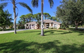 300 SHORT ROAD, VENICE, Florida 34285, 4 Bedrooms Bedrooms, 7 Rooms Rooms,2 BathroomsBathrooms,Residential,For sale,SHORT,N5915266