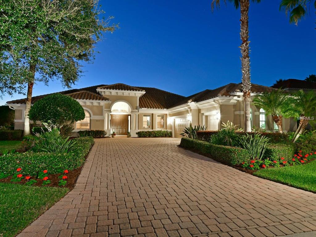 1012 RAINBOW COURT, BRADENTON, Florida 34212, 3 Bedrooms Bedrooms, 11 Rooms Rooms,3 BathroomsBathrooms,Residential,For sale,RAINBOW,A4203968