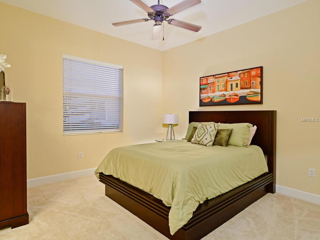 1012 RAINBOW COURT, BRADENTON, Florida 34212, 3 Bedrooms Bedrooms, 11 Rooms Rooms,3 BathroomsBathrooms,Residential,For sale,RAINBOW,A4203968