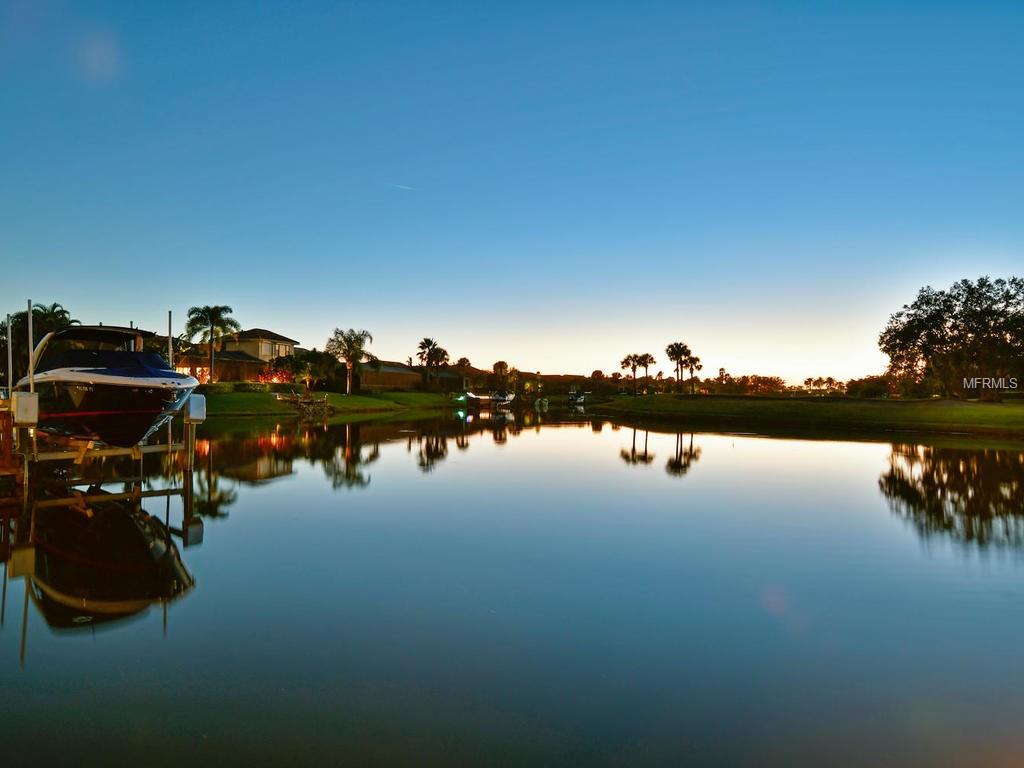 1012 RAINBOW COURT, BRADENTON, Florida 34212, 3 Bedrooms Bedrooms, 11 Rooms Rooms,3 BathroomsBathrooms,Residential,For sale,RAINBOW,A4203968