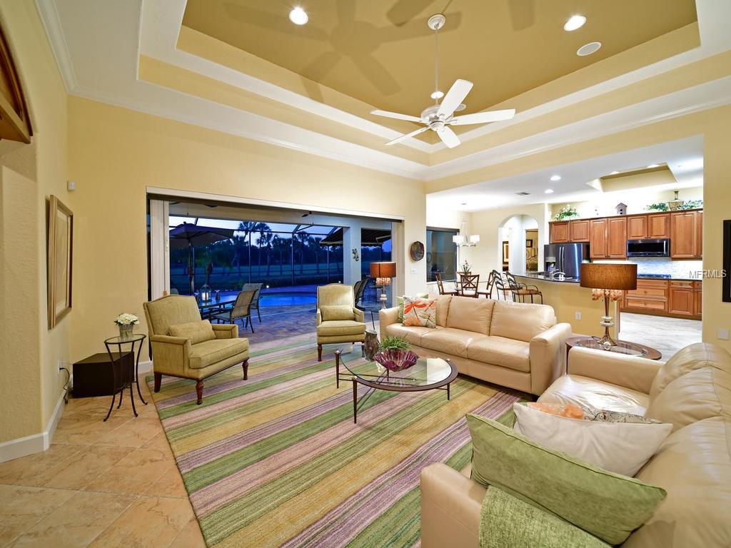 1012 RAINBOW COURT, BRADENTON, Florida 34212, 3 Bedrooms Bedrooms, 11 Rooms Rooms,3 BathroomsBathrooms,Residential,For sale,RAINBOW,A4203968