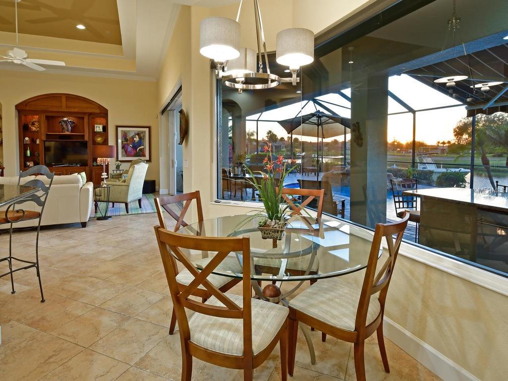 1012 RAINBOW COURT, BRADENTON, Florida 34212, 3 Bedrooms Bedrooms, 11 Rooms Rooms,3 BathroomsBathrooms,Residential,For sale,RAINBOW,A4203968