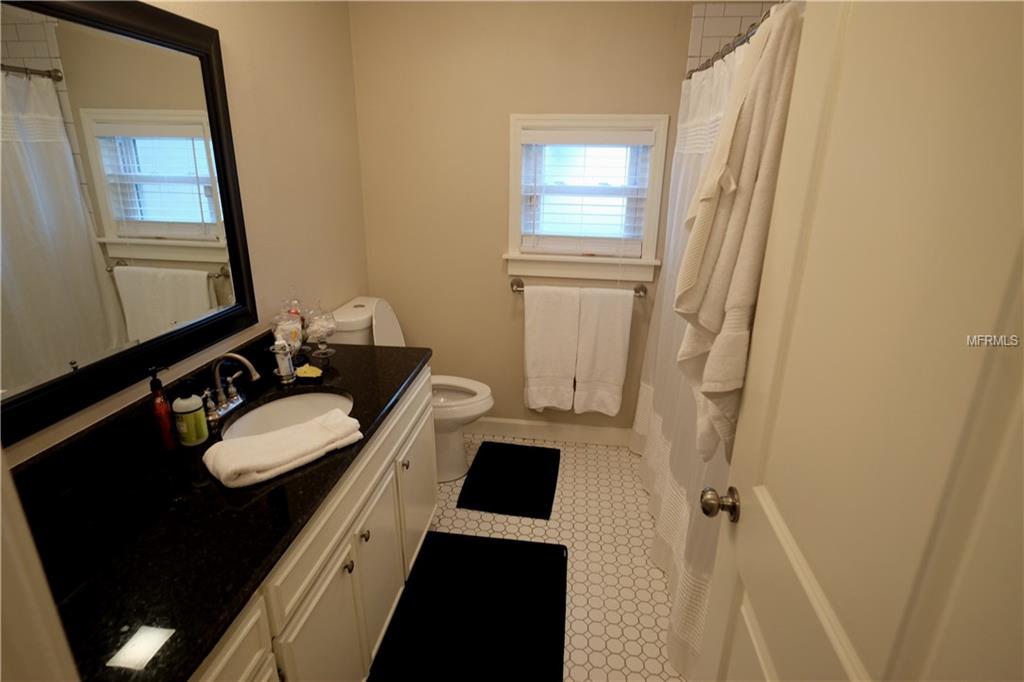 1416 E JEAN STREET, TAMPA, Florida 33604, 4 Bedrooms Bedrooms, 7 Rooms Rooms,2 BathroomsBathrooms,Residential,For sale,JEAN,T2919777