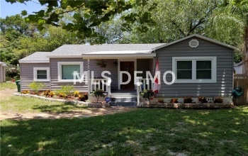 1416 E JEAN STREET, TAMPA, Florida 33604, 4 Bedrooms Bedrooms, 7 Rooms Rooms,2 BathroomsBathrooms,Residential,For sale,JEAN,T2919777