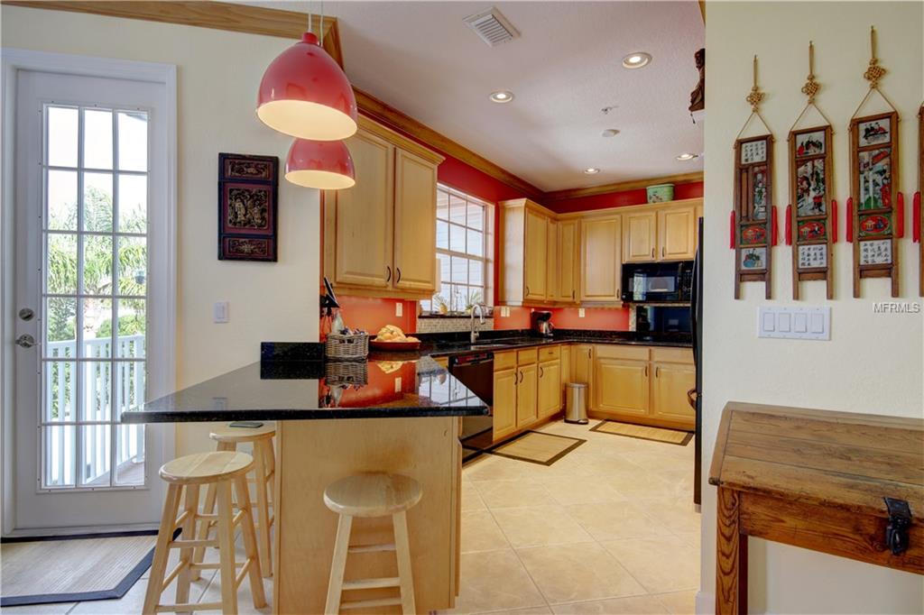 115 SHOALS CIRCLE, NORTH REDINGTON BEACH, Florida 33708, 3 Bedrooms Bedrooms, 6 Rooms Rooms,2 BathroomsBathrooms,Residential,For sale,SHOALS,U7844413