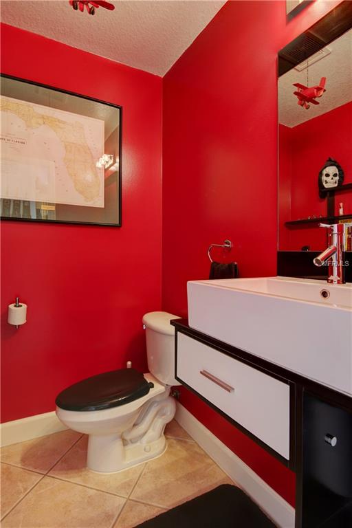 115 SHOALS CIRCLE, NORTH REDINGTON BEACH, Florida 33708, 3 Bedrooms Bedrooms, 6 Rooms Rooms,2 BathroomsBathrooms,Residential,For sale,SHOALS,U7844413