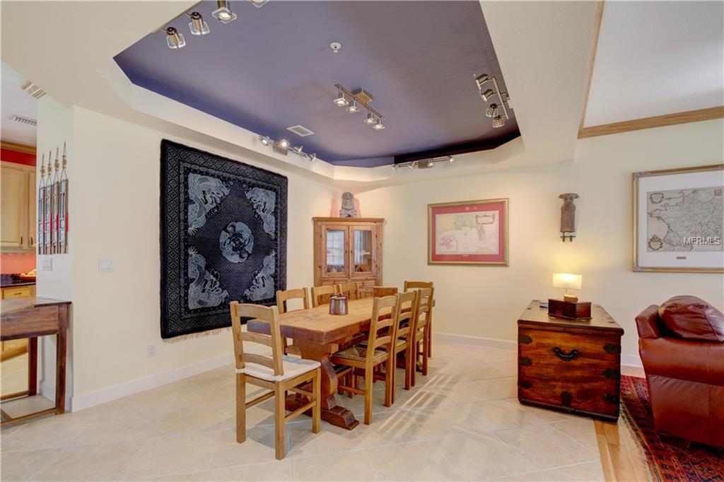 115 SHOALS CIRCLE, NORTH REDINGTON BEACH, Florida 33708, 3 Bedrooms Bedrooms, 6 Rooms Rooms,2 BathroomsBathrooms,Residential,For sale,SHOALS,U7844413