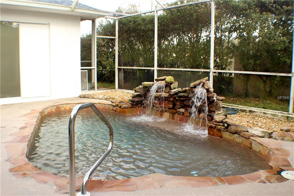 22809 WILLOW LAKES DRIVE, LUTZ, Florida 33549, 4 Bedrooms Bedrooms, 9 Rooms Rooms,3 BathroomsBathrooms,Residential,For sale,WILLOW LAKES,T2925299