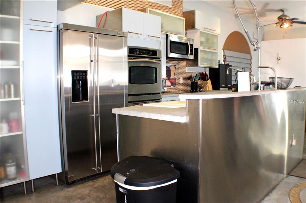 22809 WILLOW LAKES DRIVE, LUTZ, Florida 33549, 4 Bedrooms Bedrooms, 9 Rooms Rooms,3 BathroomsBathrooms,Residential,For sale,WILLOW LAKES,T2925299