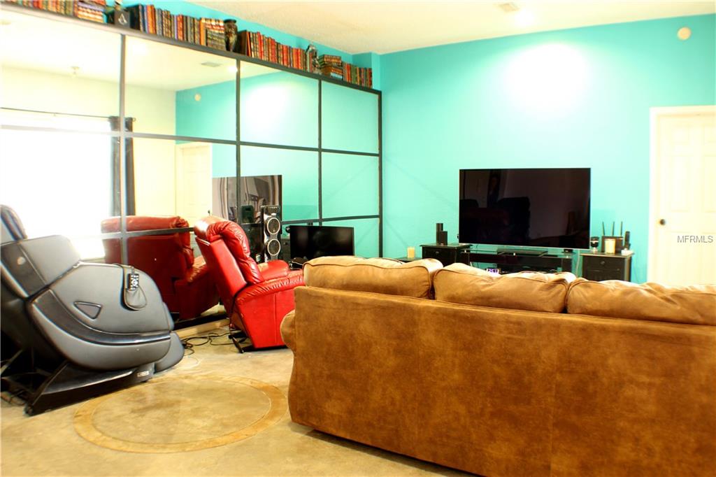 22809 WILLOW LAKES DRIVE, LUTZ, Florida 33549, 4 Bedrooms Bedrooms, 9 Rooms Rooms,3 BathroomsBathrooms,Residential,For sale,WILLOW LAKES,T2925299