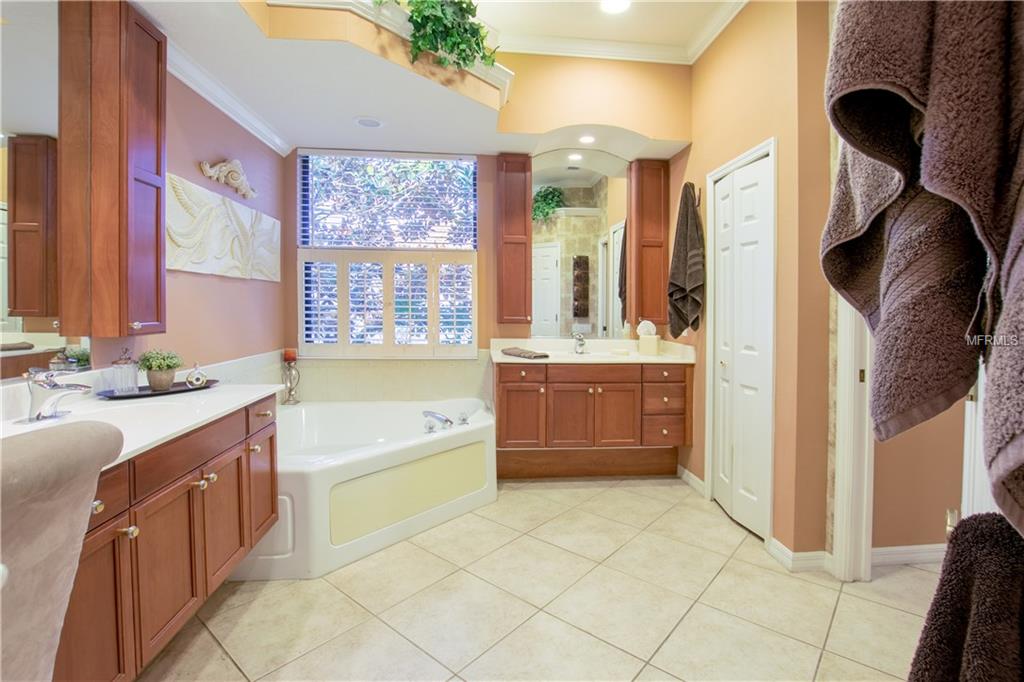7525 PALMER GLEN CIRCLE, SARASOTA, Florida 34240, 4 Bedrooms Bedrooms, 4 Rooms Rooms,3 BathroomsBathrooms,Residential,For sale,PALMER GLEN,A4208443