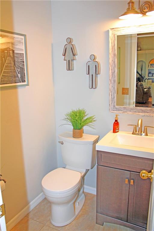 1307 N JACKS LAKE ROAD, CLERMONT, Florida 34711, 4 Bedrooms Bedrooms, 9 Rooms Rooms,2 BathroomsBathrooms,Residential,For sale,JACKS LAKE,O5559861