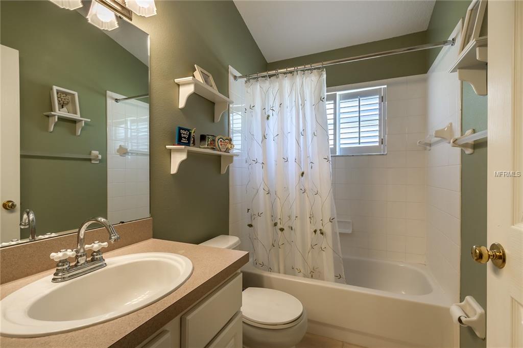 4614 KILCOYNE COURT, LUTZ, Florida 33558, 4 Bedrooms Bedrooms, 6 Rooms Rooms,3 BathroomsBathrooms,Residential,For sale,KILCOYNE,T2926898