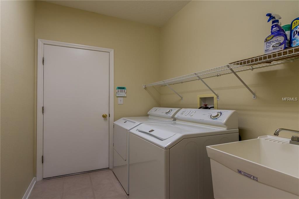 4614 KILCOYNE COURT, LUTZ, Florida 33558, 4 Bedrooms Bedrooms, 6 Rooms Rooms,3 BathroomsBathrooms,Residential,For sale,KILCOYNE,T2926898