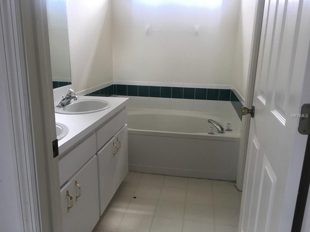 12126 COLONIAL ESTATES LANE, RIVERVIEW, Florida 33579, 3 Bedrooms Bedrooms, 5 Rooms Rooms,2 BathroomsBathrooms,Residential,For sale,COLONIAL ESTATES,O5561539