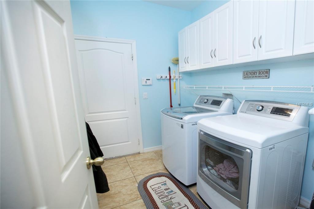 1772 RIBBON FALLS PARKWAY, ORLANDO, Florida 32824, 3 Bedrooms Bedrooms, 6 Rooms Rooms,2 BathroomsBathrooms,Residential,For sale,RIBBON FALLS,S4857027