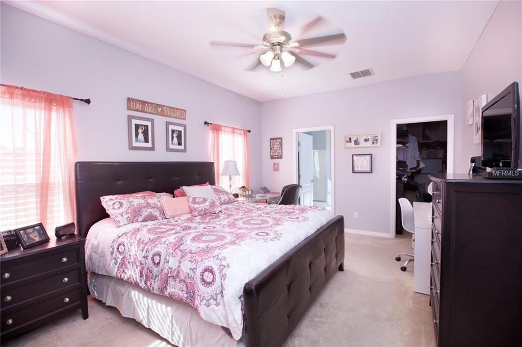 1772 RIBBON FALLS PARKWAY, ORLANDO, Florida 32824, 3 Bedrooms Bedrooms, 6 Rooms Rooms,2 BathroomsBathrooms,Residential,For sale,RIBBON FALLS,S4857027