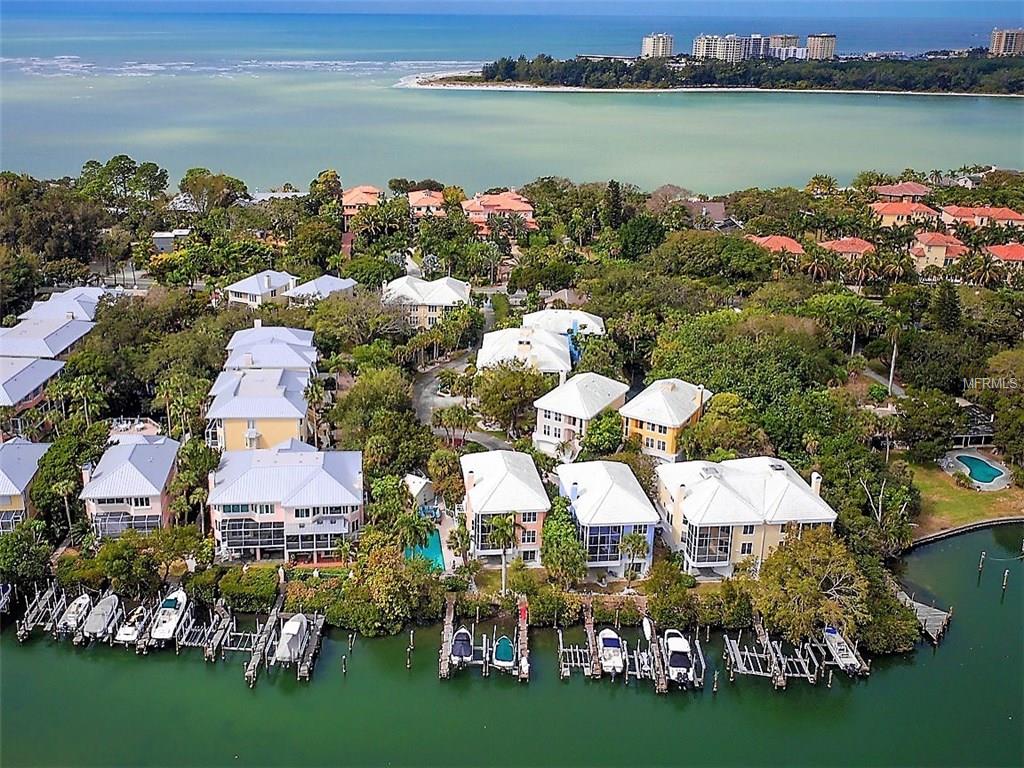 3947 SOMERSET DRIVE, SARASOTA, Florida 34242, 3 Bedrooms Bedrooms, 5 Rooms Rooms,3 BathroomsBathrooms,Residential,For sale,SOMERSET,A4201541