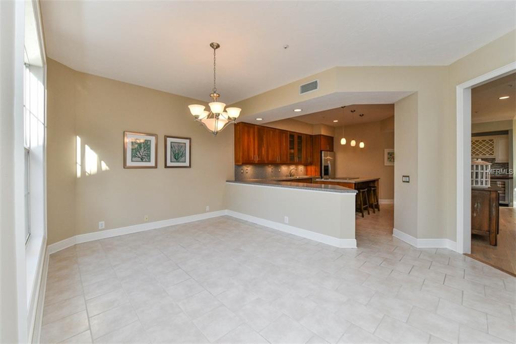 3947 SOMERSET DRIVE, SARASOTA, Florida 34242, 3 Bedrooms Bedrooms, 5 Rooms Rooms,3 BathroomsBathrooms,Residential,For sale,SOMERSET,A4201541