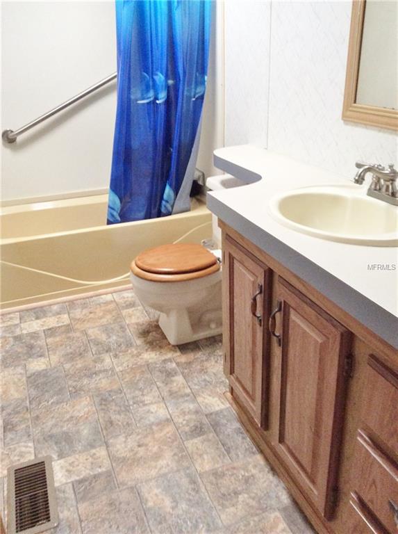 3124 SHADY CREEK DRIVE, ZEPHYRHILLS, Florida 33543, 3 Bedrooms Bedrooms, 7 Rooms Rooms,2 BathroomsBathrooms,Residential,For sale,SHADY CREEK,E2205488