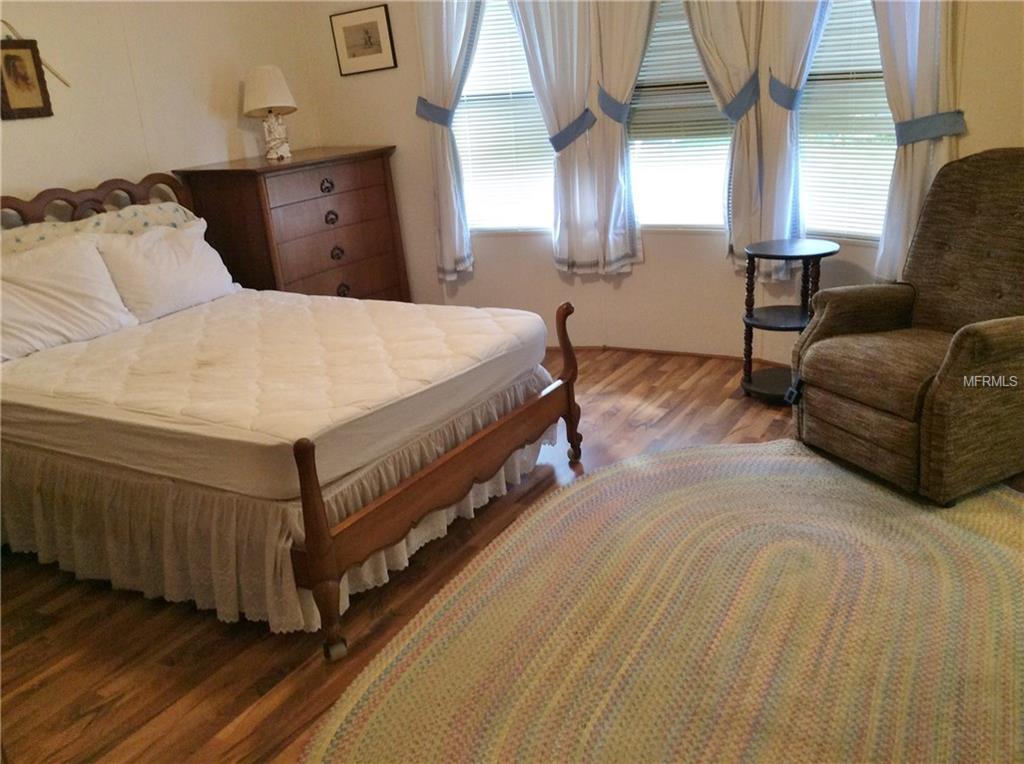 3124 SHADY CREEK DRIVE, ZEPHYRHILLS, Florida 33543, 3 Bedrooms Bedrooms, 7 Rooms Rooms,2 BathroomsBathrooms,Residential,For sale,SHADY CREEK,E2205488