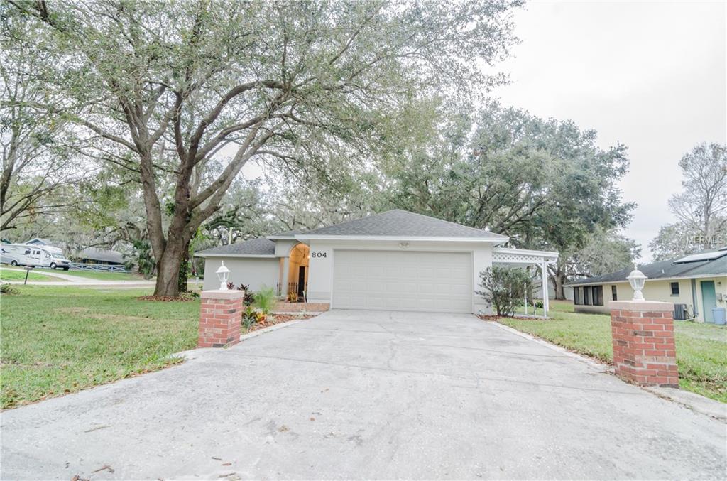 804 NESTLEWOOD COURT, LAKELAND, Florida 33813, 3 Bedrooms Bedrooms, 8 Rooms Rooms,2 BathroomsBathrooms,Residential,For sale,NESTLEWOOD,L4724919