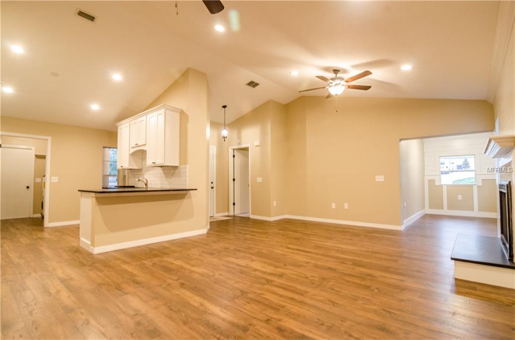 804 NESTLEWOOD COURT, LAKELAND, Florida 33813, 3 Bedrooms Bedrooms, 8 Rooms Rooms,2 BathroomsBathrooms,Residential,For sale,NESTLEWOOD,L4724919