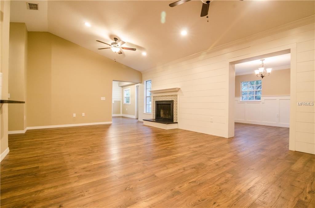 804 NESTLEWOOD COURT, LAKELAND, Florida 33813, 3 Bedrooms Bedrooms, 8 Rooms Rooms,2 BathroomsBathrooms,Residential,For sale,NESTLEWOOD,L4724919