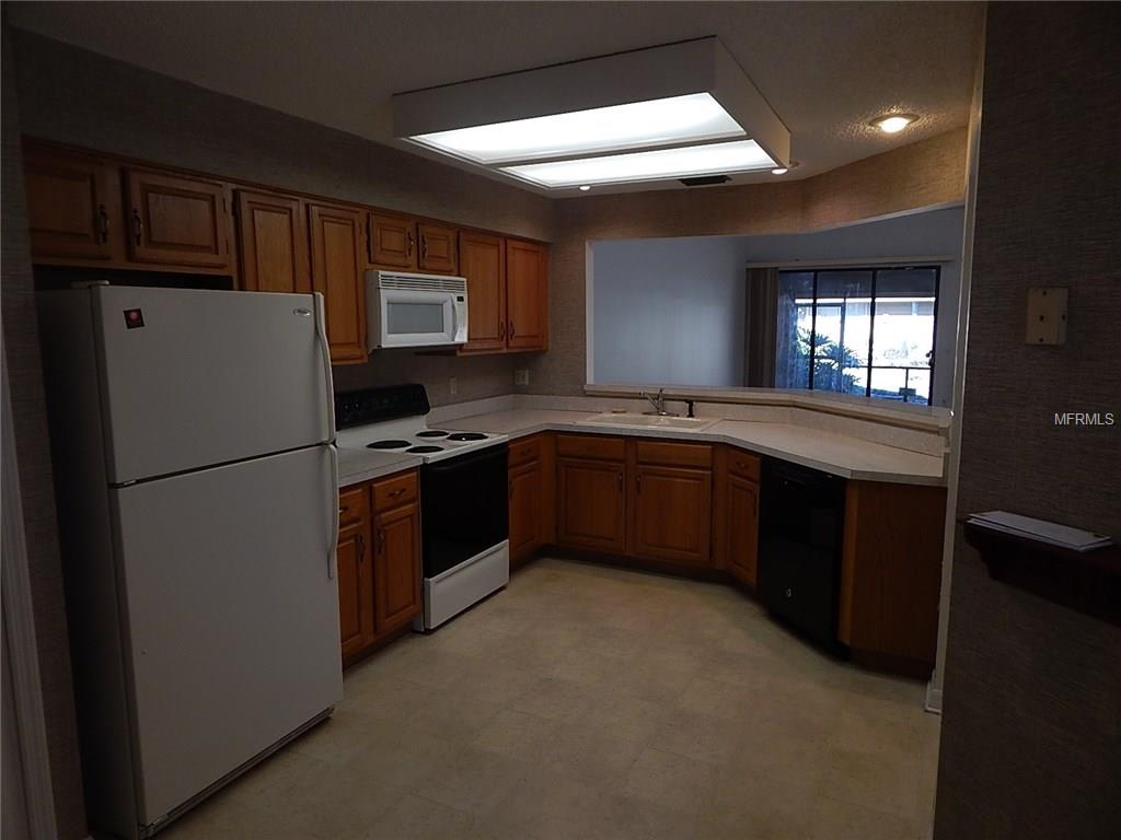 7258 DELLA DRIVE, ORLANDO, Florida 32819, 2 Bedrooms Bedrooms, 5 Rooms Rooms,2 BathroomsBathrooms,Residential,For sale,DELLA,O5556693