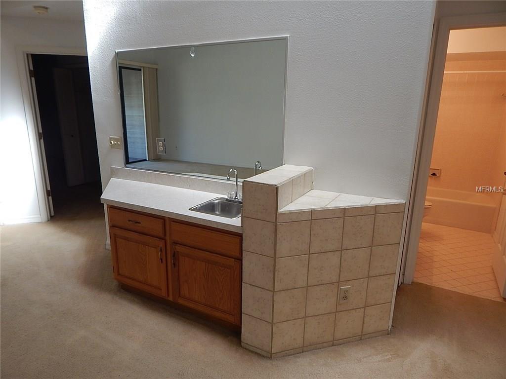 7258 DELLA DRIVE, ORLANDO, Florida 32819, 2 Bedrooms Bedrooms, 5 Rooms Rooms,2 BathroomsBathrooms,Residential,For sale,DELLA,O5556693