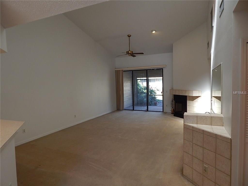 7258 DELLA DRIVE, ORLANDO, Florida 32819, 2 Bedrooms Bedrooms, 5 Rooms Rooms,2 BathroomsBathrooms,Residential,For sale,DELLA,O5556693