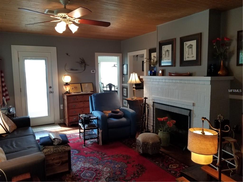 610 PALM AVENUE, PUNTA GORDA, Florida 33950, 2 Bedrooms Bedrooms, 7 Rooms Rooms,1 BathroomBathrooms,Residential,For sale,PALM,C7248175