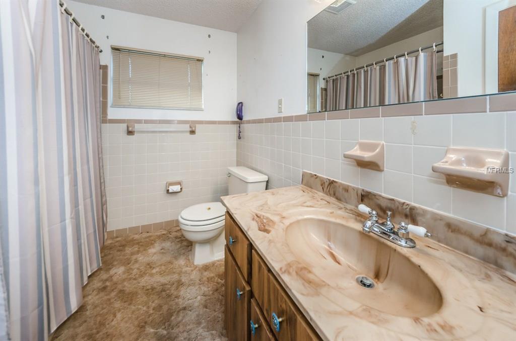 3140 JACKSON DRIVE, HOLIDAY, Florida 34691, 3 Bedrooms Bedrooms, 5 Rooms Rooms,2 BathroomsBathrooms,Residential,For sale,JACKSON,W7637414