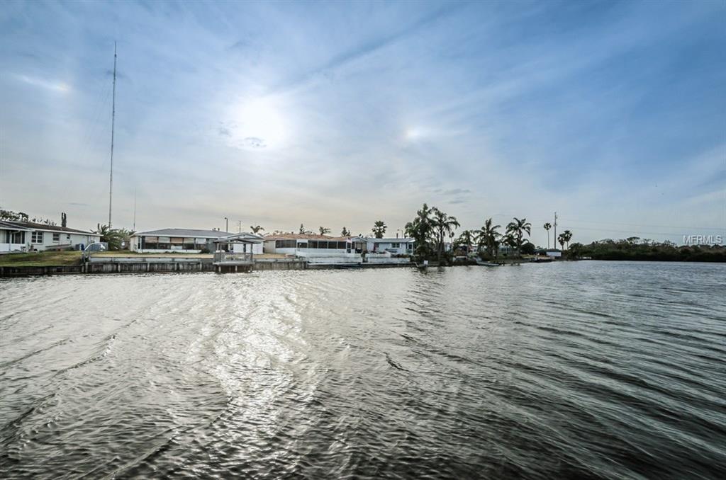 3140 JACKSON DRIVE, HOLIDAY, Florida 34691, 3 Bedrooms Bedrooms, 5 Rooms Rooms,2 BathroomsBathrooms,Residential,For sale,JACKSON,W7637414
