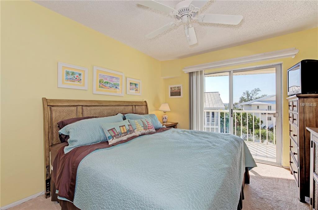1480 GULF BOULEVARD, ENGLEWOOD, Florida 34223, 2 Bedrooms Bedrooms, 6 Rooms Rooms,2 BathroomsBathrooms,Residential,For sale,GULF,D5922969