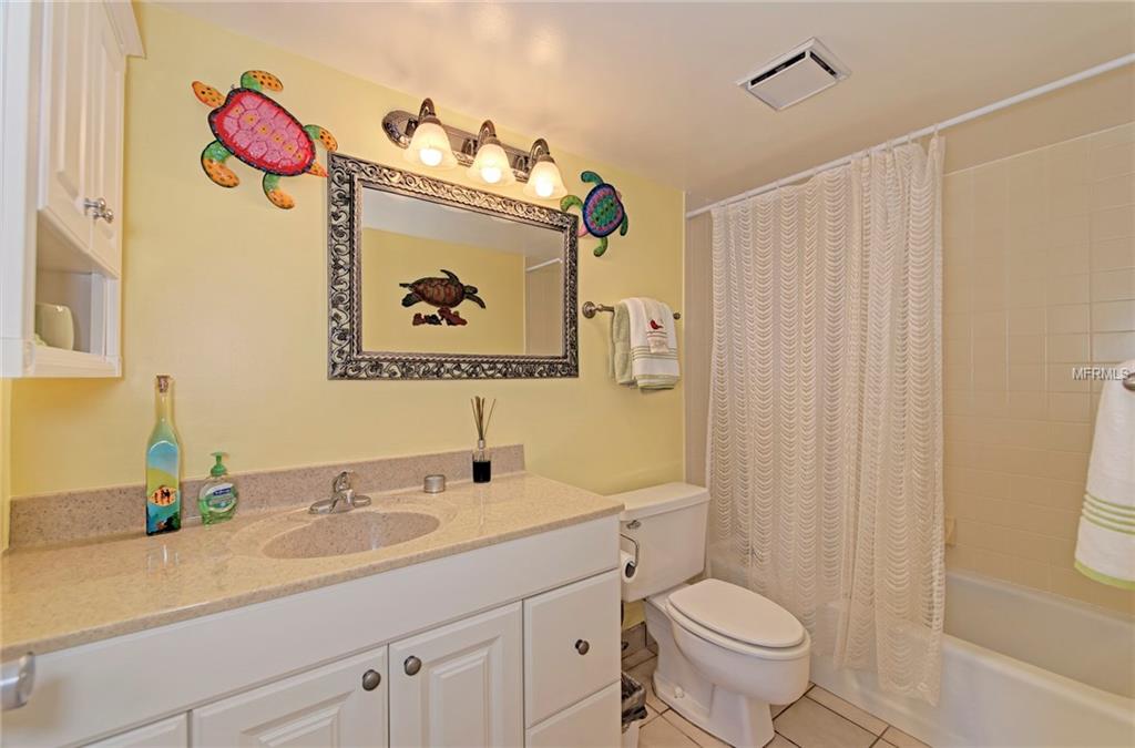 1480 GULF BOULEVARD, ENGLEWOOD, Florida 34223, 2 Bedrooms Bedrooms, 6 Rooms Rooms,2 BathroomsBathrooms,Residential,For sale,GULF,D5922969