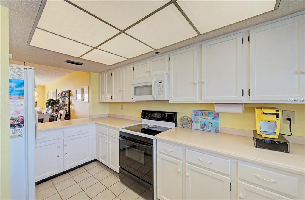 1480 GULF BOULEVARD, ENGLEWOOD, Florida 34223, 2 Bedrooms Bedrooms, 6 Rooms Rooms,2 BathroomsBathrooms,Residential,For sale,GULF,D5922969