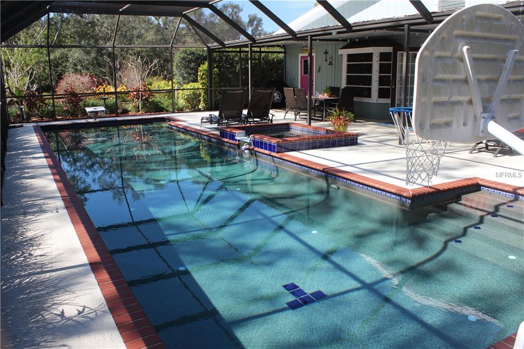 2404 72ND STREET CIRCLE W, BRADENTON, Florida 34209, 5 Bedrooms Bedrooms, 8 Rooms Rooms,3 BathroomsBathrooms,Residential,For sale,72ND STREET,A4209926