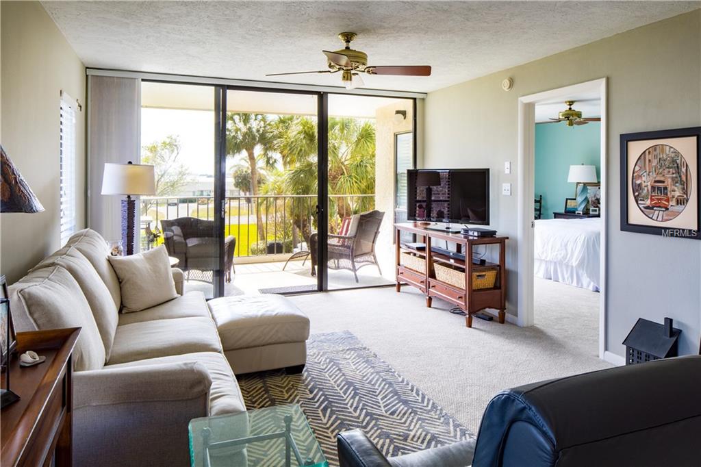 2530 GARY CIRCLE, DUNEDIN, Florida 34698, 2 Bedrooms Bedrooms, 5 Rooms Rooms,2 BathroomsBathrooms,Residential,For sale,GARY,U7847576