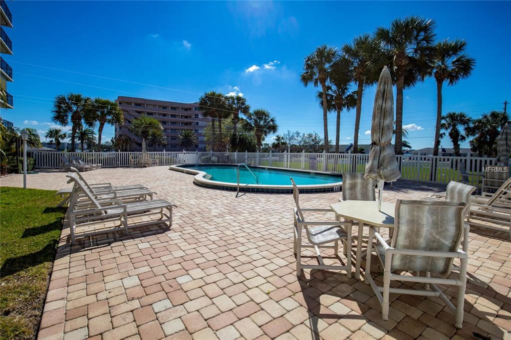 2530 GARY CIRCLE, DUNEDIN, Florida 34698, 2 Bedrooms Bedrooms, 5 Rooms Rooms,2 BathroomsBathrooms,Residential,For sale,GARY,U7847576