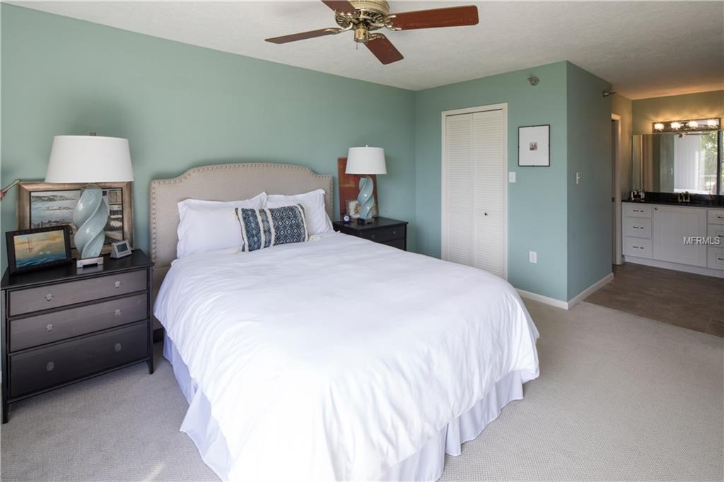 2530 GARY CIRCLE, DUNEDIN, Florida 34698, 2 Bedrooms Bedrooms, 5 Rooms Rooms,2 BathroomsBathrooms,Residential,For sale,GARY,U7847576