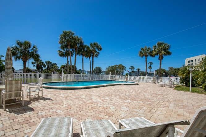 2530 GARY CIRCLE, DUNEDIN, Florida 34698, 2 Bedrooms Bedrooms, 5 Rooms Rooms,2 BathroomsBathrooms,Residential,For sale,GARY,U7847576