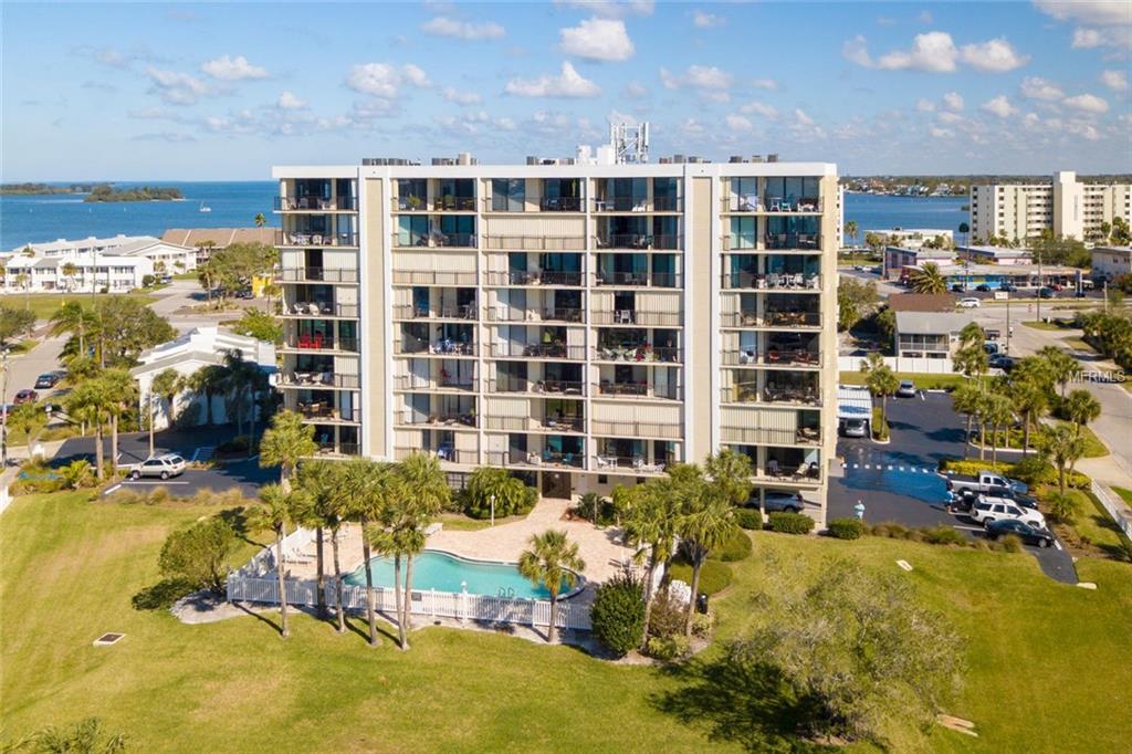 2530 GARY CIRCLE, DUNEDIN, Florida 34698, 2 Bedrooms Bedrooms, 5 Rooms Rooms,2 BathroomsBathrooms,Residential,For sale,GARY,U7847576