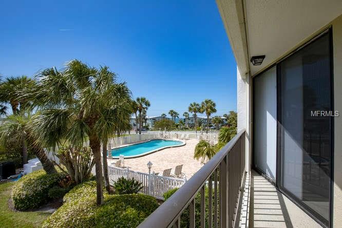 2530 GARY CIRCLE, DUNEDIN, Florida 34698, 2 Bedrooms Bedrooms, 5 Rooms Rooms,2 BathroomsBathrooms,Residential,For sale,GARY,U7847576
