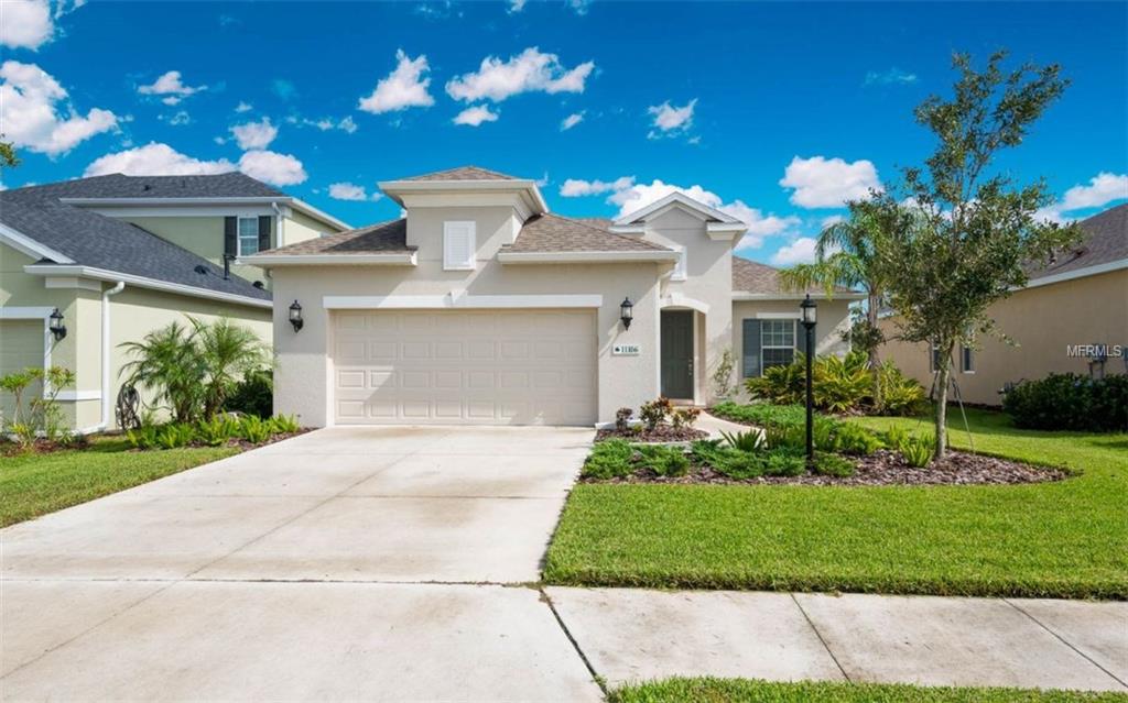 11106 BLUE MAGNOLIA LANE, PARRISH, Florida 34219, 4 Bedrooms Bedrooms, 11 Rooms Rooms,2 BathroomsBathrooms,Residential,For sale,BLUE MAGNOLIA,A4195774