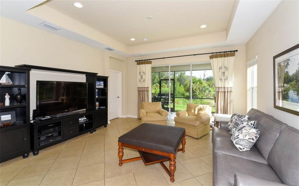 11106 BLUE MAGNOLIA LANE, PARRISH, Florida 34219, 4 Bedrooms Bedrooms, 11 Rooms Rooms,2 BathroomsBathrooms,Residential,For sale,BLUE MAGNOLIA,A4195774