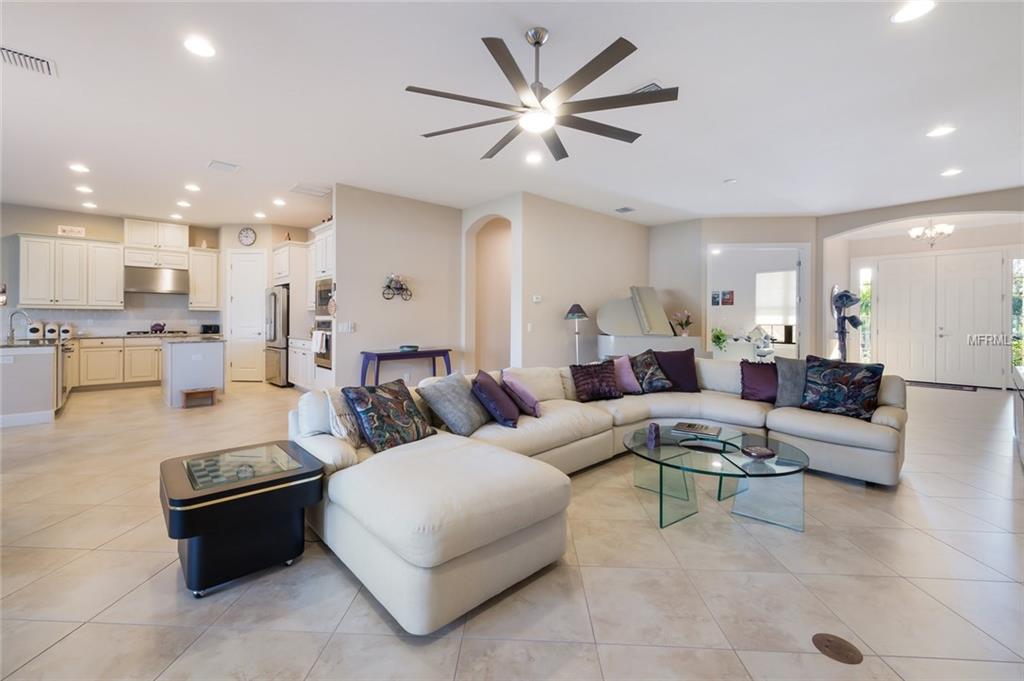 5120 TIVOLI RUN, BRADENTON, Florida 34211, 3 Bedrooms Bedrooms, 8 Rooms Rooms,3 BathroomsBathrooms,Residential,For sale,TIVOLI,A4198171