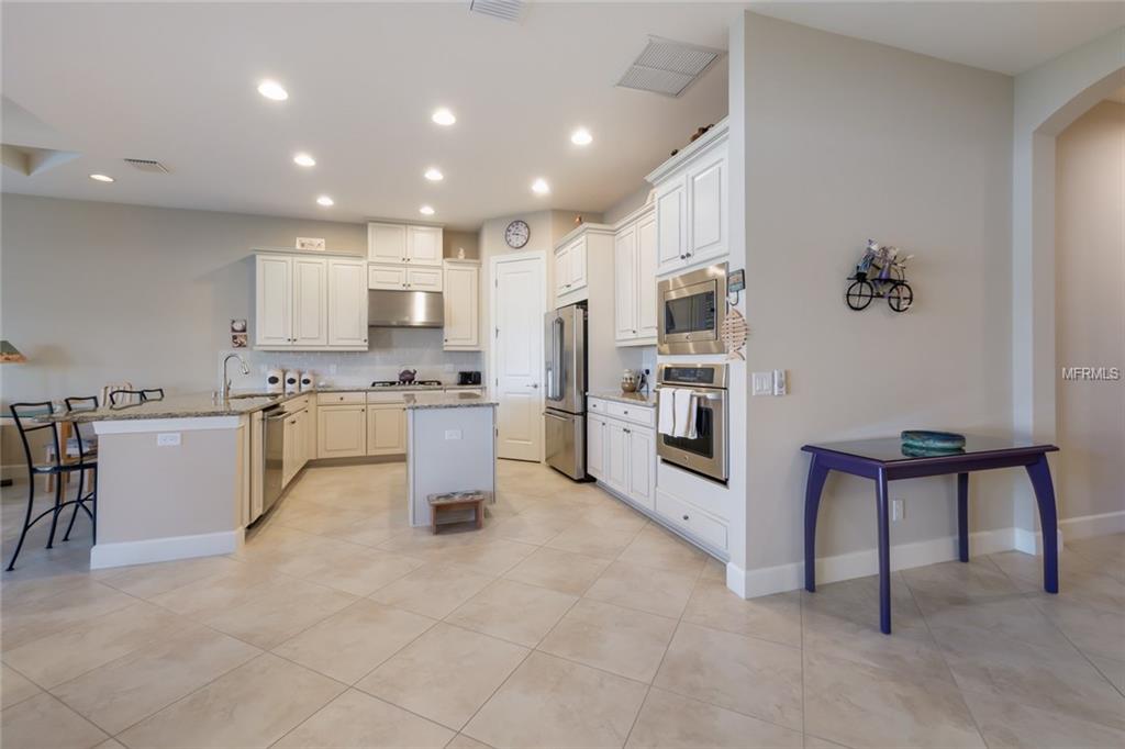 5120 TIVOLI RUN, BRADENTON, Florida 34211, 3 Bedrooms Bedrooms, 8 Rooms Rooms,3 BathroomsBathrooms,Residential,For sale,TIVOLI,A4198171