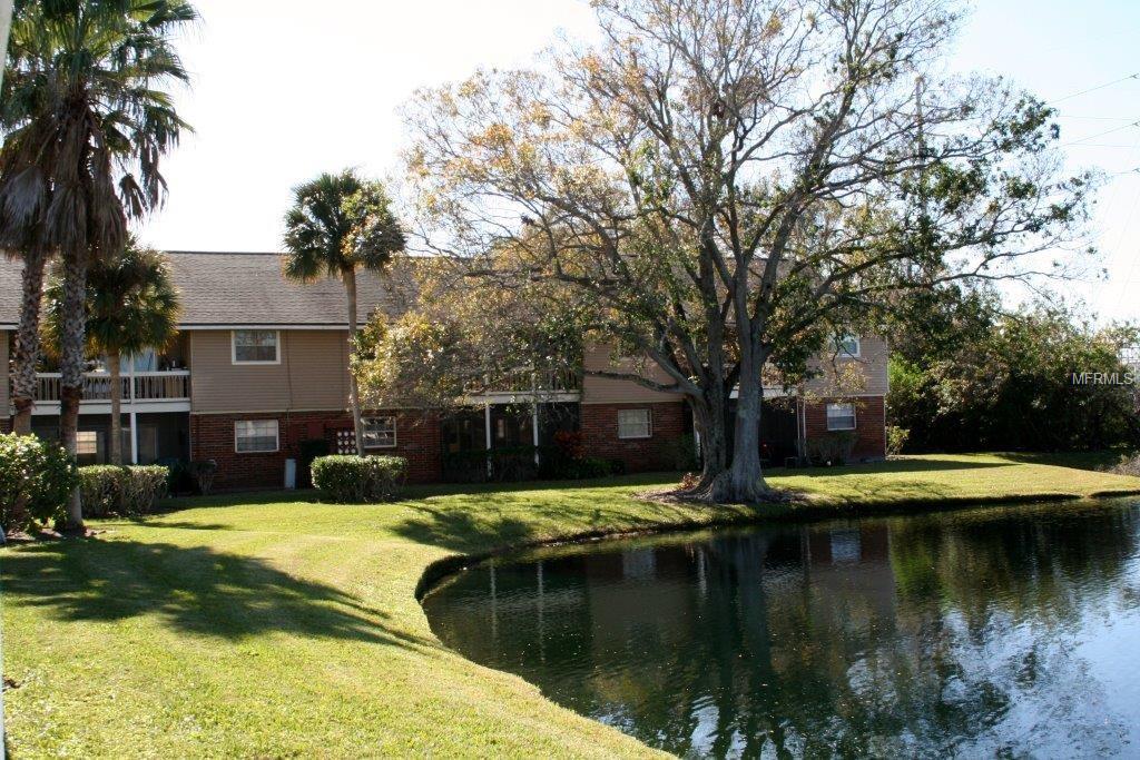 200 COUNTRY CLUB DRIVE, LARGO, Florida 33771, 3 Bedrooms Bedrooms, 6 Rooms Rooms,2 BathroomsBathrooms,Residential,For sale,COUNTRY CLUB,U7844417